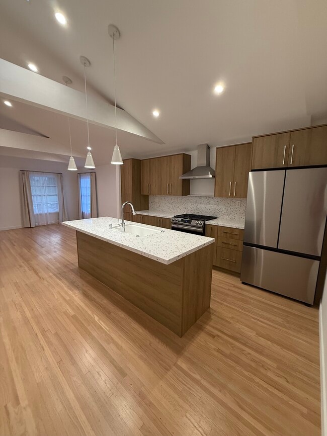 Stainless Steel Appliances - 1156 S Highland Ave