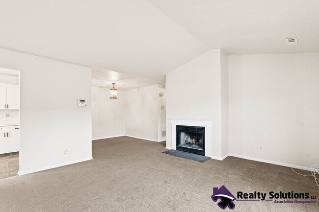 Photo - 454 Atlanta Court Townhome