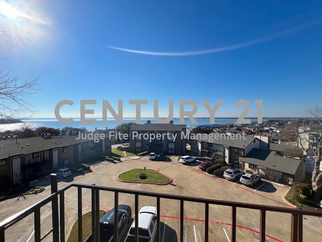 309 Henry M Chandler Dr, Rockwall, TX 75032 Condo for Rent in