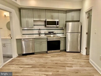 Building Photo - 6601 Ridge Ave