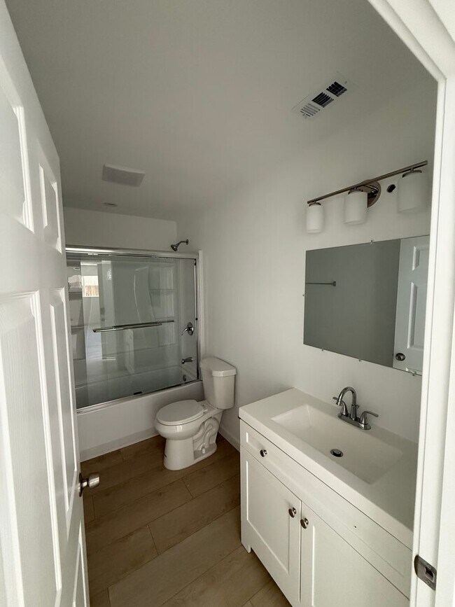 Building Photo - Saticoy Properties