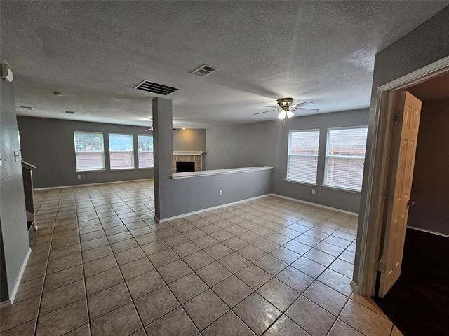 Foto del edificio - 2408 Finch Dr