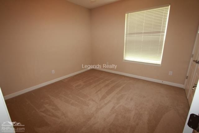 Building Photo - Sanford - 5 Bedroom, 4 Bathroom - $2695.00