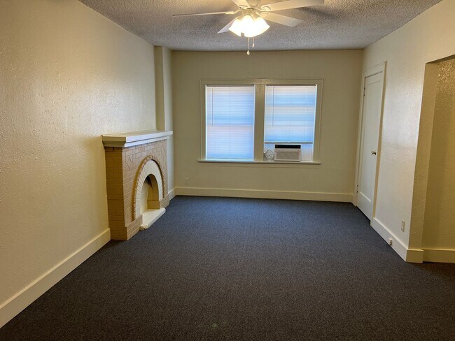 Foto del edificio - Updated Studio in the Paseo District