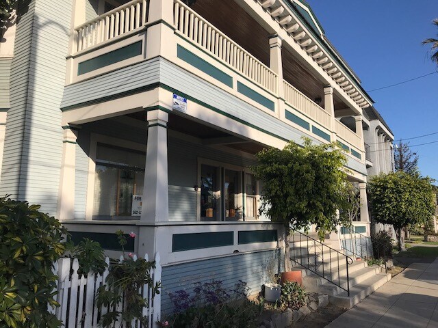 Foto del edificio - 419 Cedar Ave