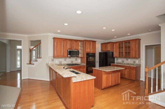 Foto del edificio - 2076 Valleybrook Dr