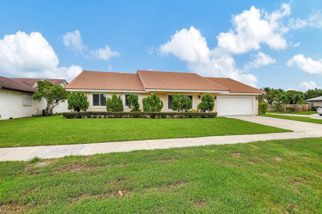 Foto principal - 4471 Brandywine Dr