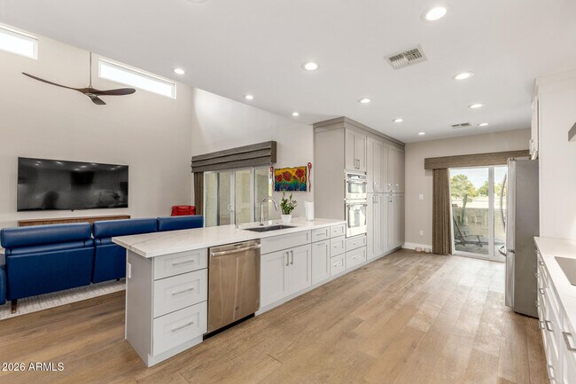 Foto del edificio - 5137 N 79th Pl