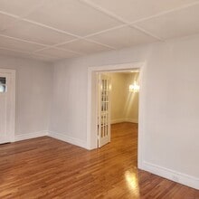 Building Photo - 9 Brewster St