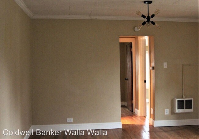 Foto del edificio - 2 br, 1 bath House - 817 Woodlawn