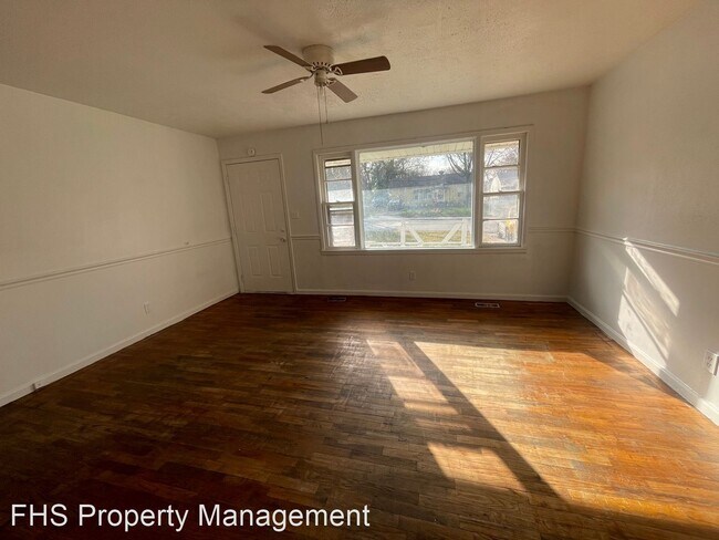 Building Photo - 3 br, 1 bath House - 1429 E Pacific