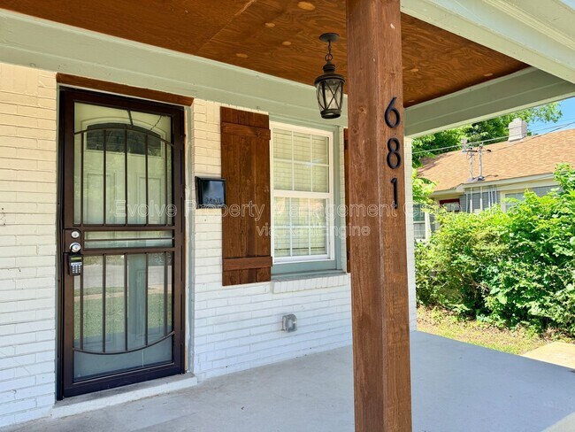Building Photo - 681 Harrell St