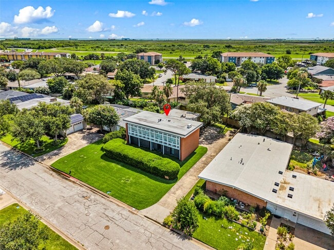 Foto del edificio - 1310 Harbor View Dr