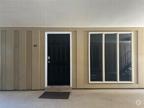 Building Photo - 507 NW 39th Rd