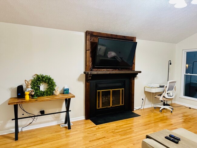 Building Photo - 288 Millside Dr