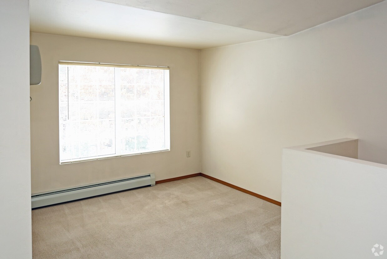 Pine Haven Apartments Apartments Stevens Point, WI