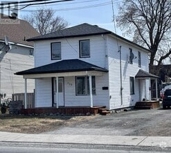 Building Photo - 110 Eleventh St E