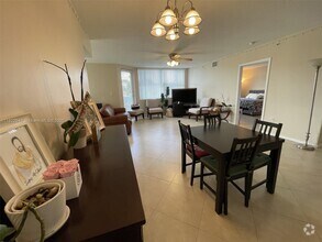 Building Photo - 1555 N Treasure Dr