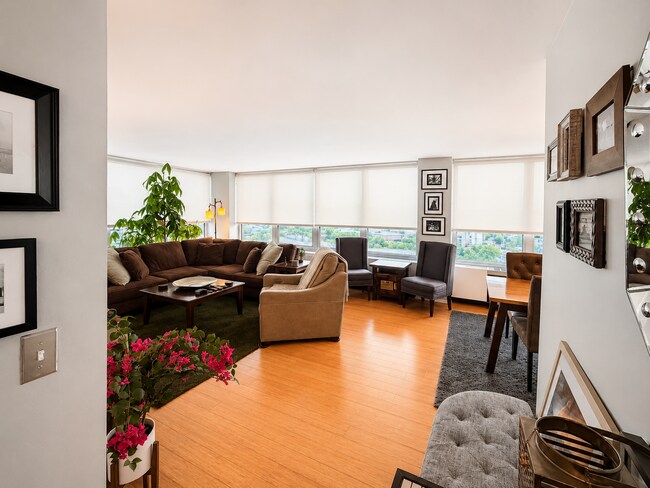 Foto del edificio - 4800 S Chicago Beach Dr