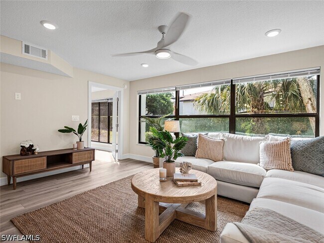 Foto del edificio - 4082 Belair Ln