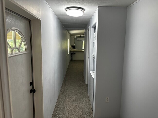 Building Photo - 16713 WA-302