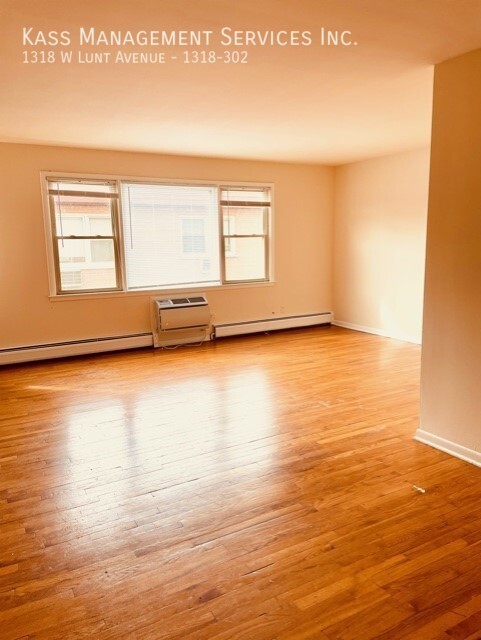 Foto del edificio - Enormous Rogers Park 2bd/2bth w/ D/W-Heat ...