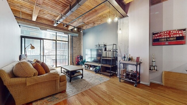 Building Photo - 420 W Ontario St