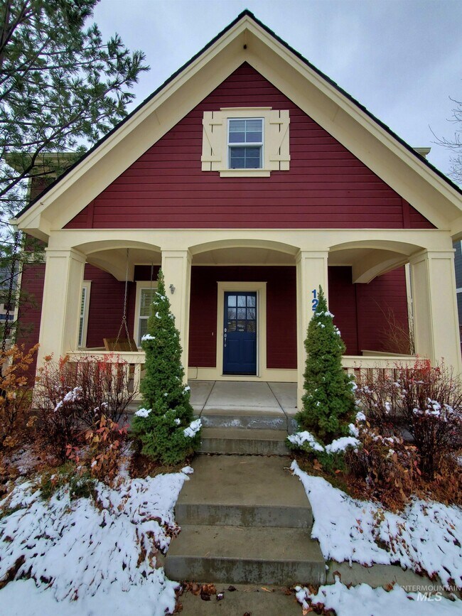 Building Photo - 12740 N 9th Ave