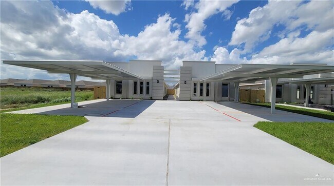 Building Photo - 3056 Stark Rd