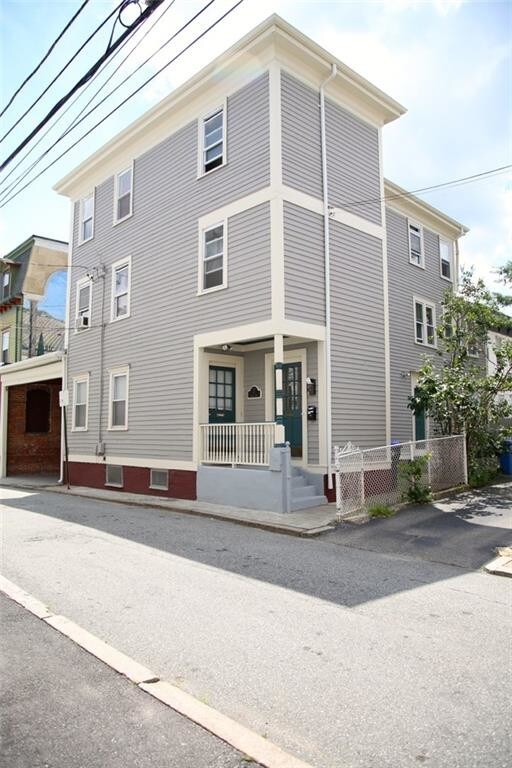 12 Pequot St Unit 3, Providence, RI 02903 Apartment for Rent in