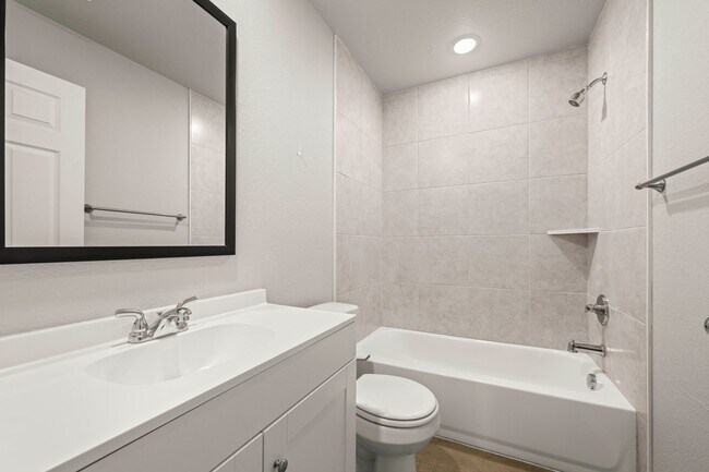 Foto del edificio - 1204 N 8th St
