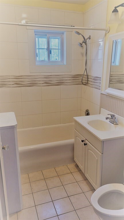 Building Photo - 72 Bellevue Ave