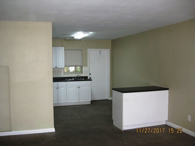 Building Photo - 4105 18th Pl