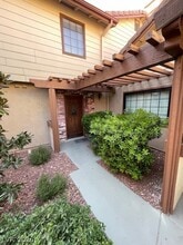 Building Photo - 3283 Dawnflower St