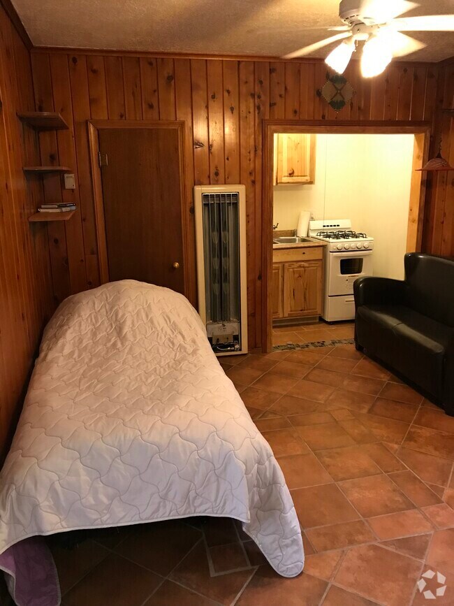 Apartments for Rent Near University of New Mexico Albuquerque, NM