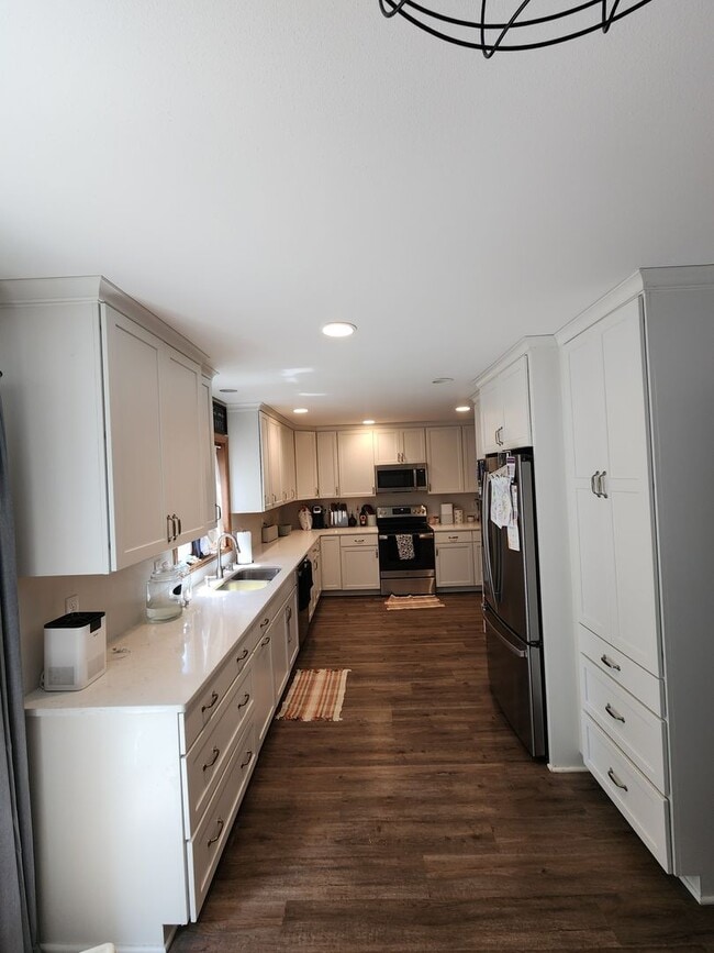 Building Photo - 3309 Nightingale Ct