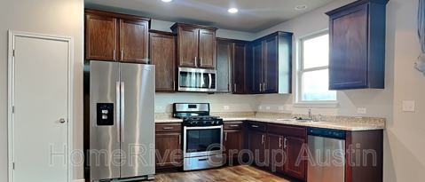 Foto del edificio - 322 Wapiti Rd