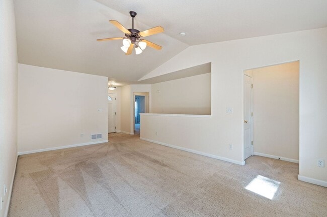 Building Photo - 3 Bedroom, 2 Bath Patio Home Now Available!