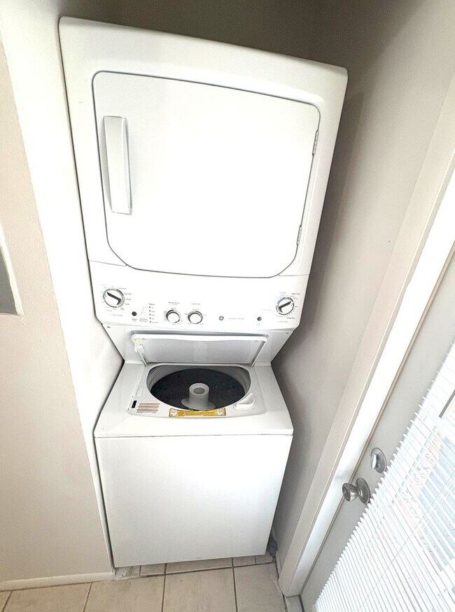 Photo - Charming 2-Bed, 2-Bath Home with Vaulted Ceilings & Pool View!