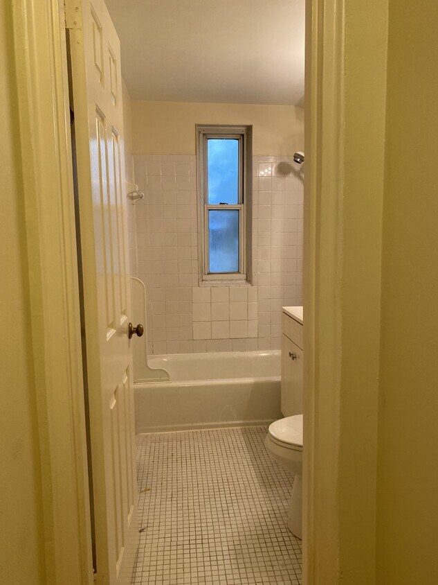 Building Photo - 4402 N Pershing Dr