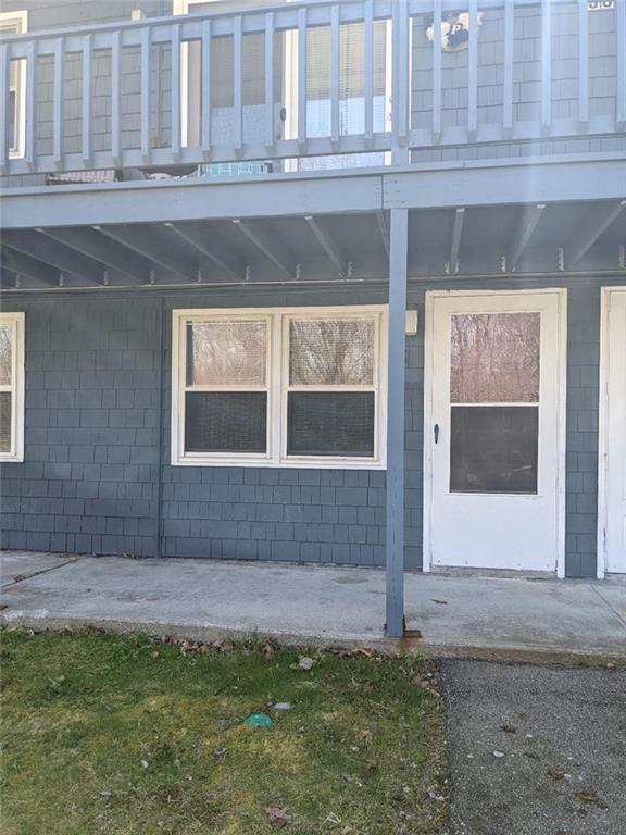 33 Gadoury Ave Unit 3, Coventry, RI 02816 Room for Rent in Coventry