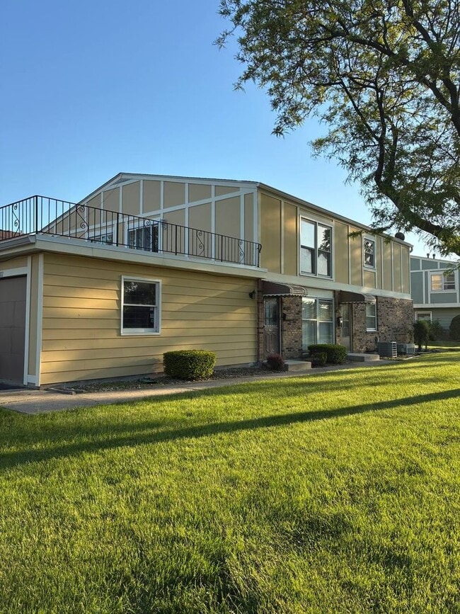 Building Photo - 20104 Willow Dr