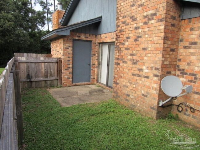 Building Photo - 3328 Pine Forest Rd