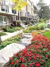 Building Photo - 28 Sommerset Way