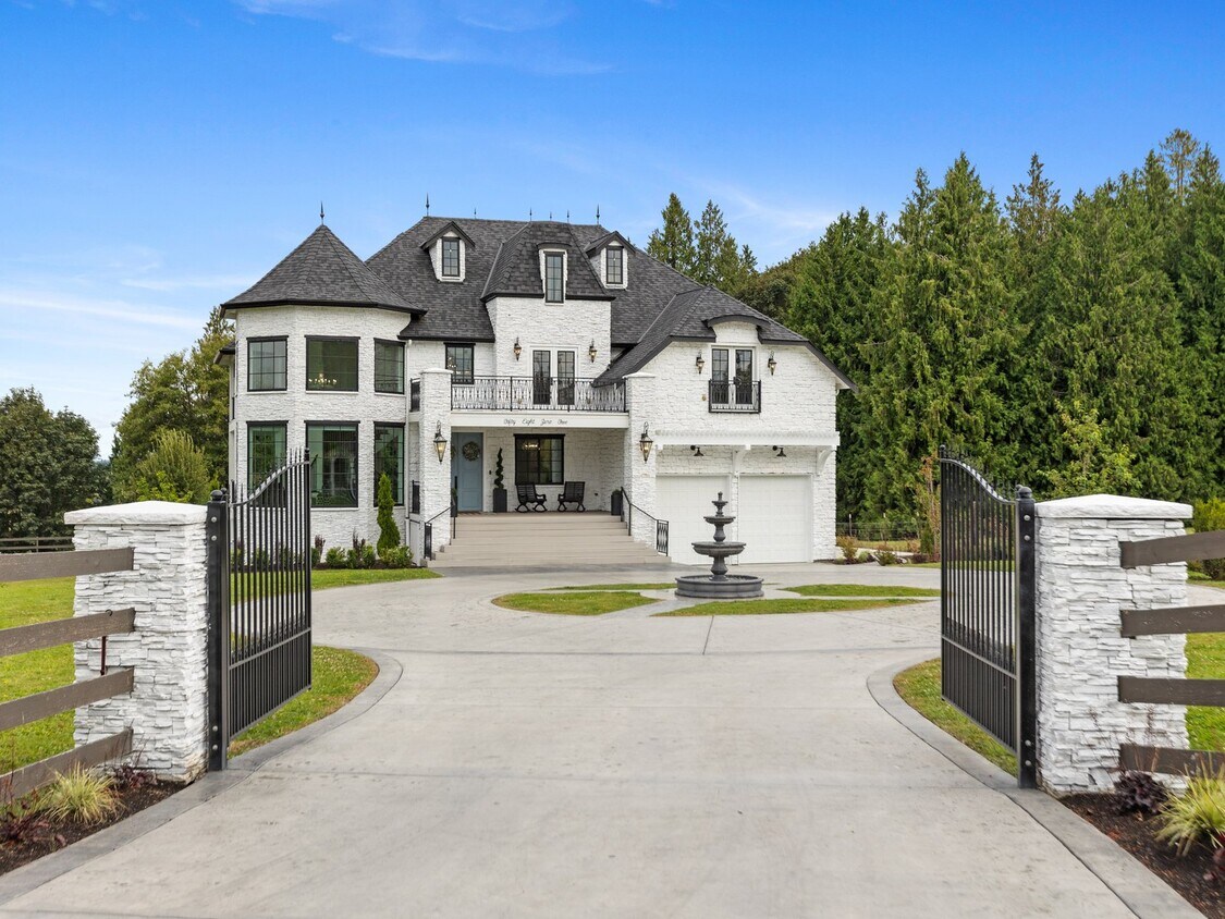 Foto principal - 5805 61st Ave SE