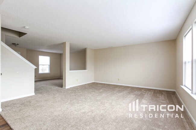 Building Photo - 2382 Westmere Dr