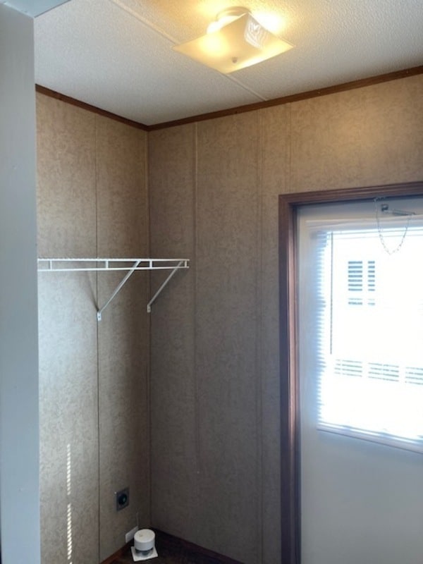 Building Photo - 5120 Barbados Calle