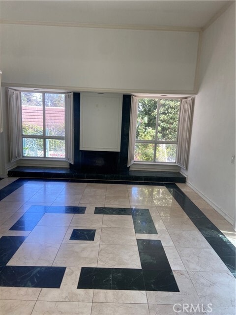 Building Photo - 17041 Escalon Dr