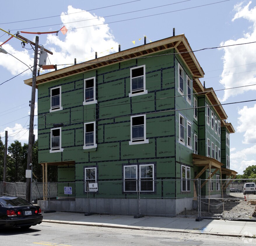 Foto del edificio - 12 Bridgham St