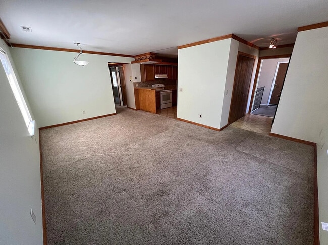 Building Photo - 4652 E 10 Mile Rd